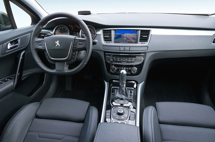 Car interior photography Renault 508